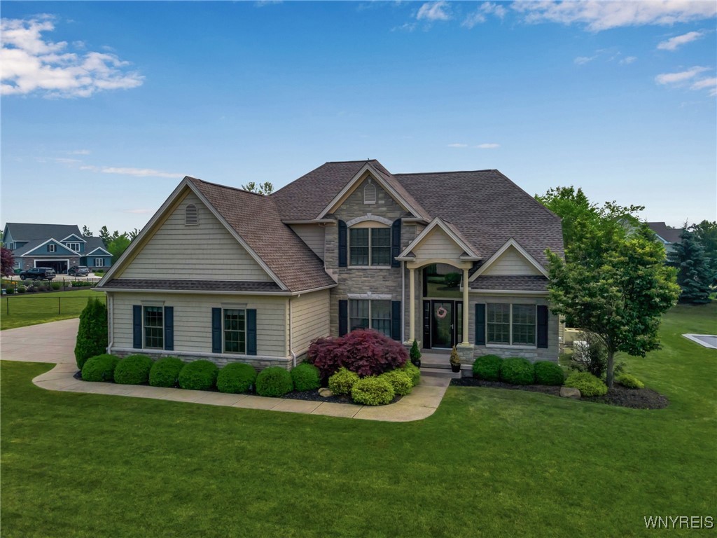 7261 Woodhaven Drive