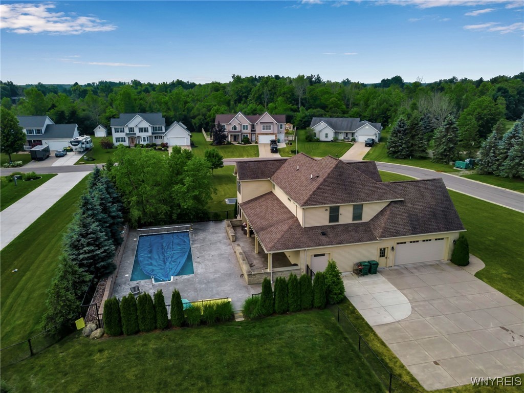 7261 Woodhaven Drive