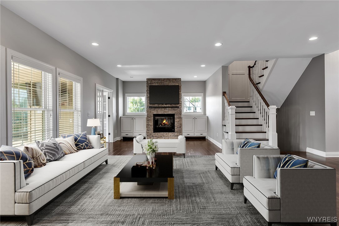 7261 Woodhaven Drive