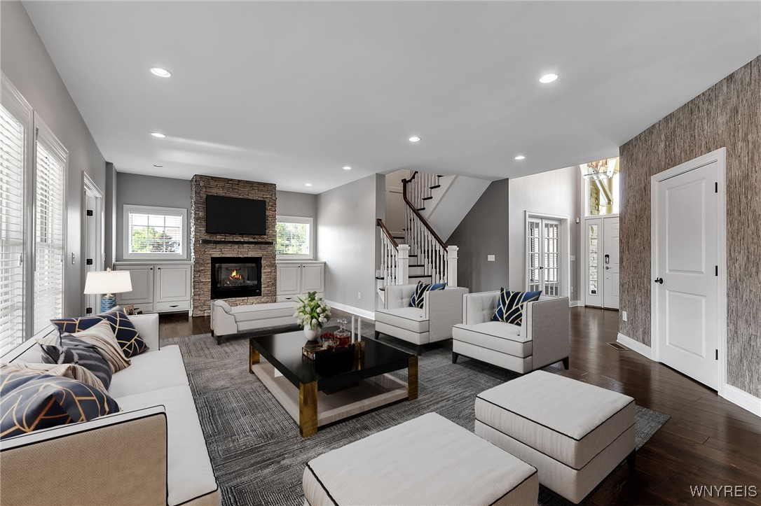 7261 Woodhaven Drive
