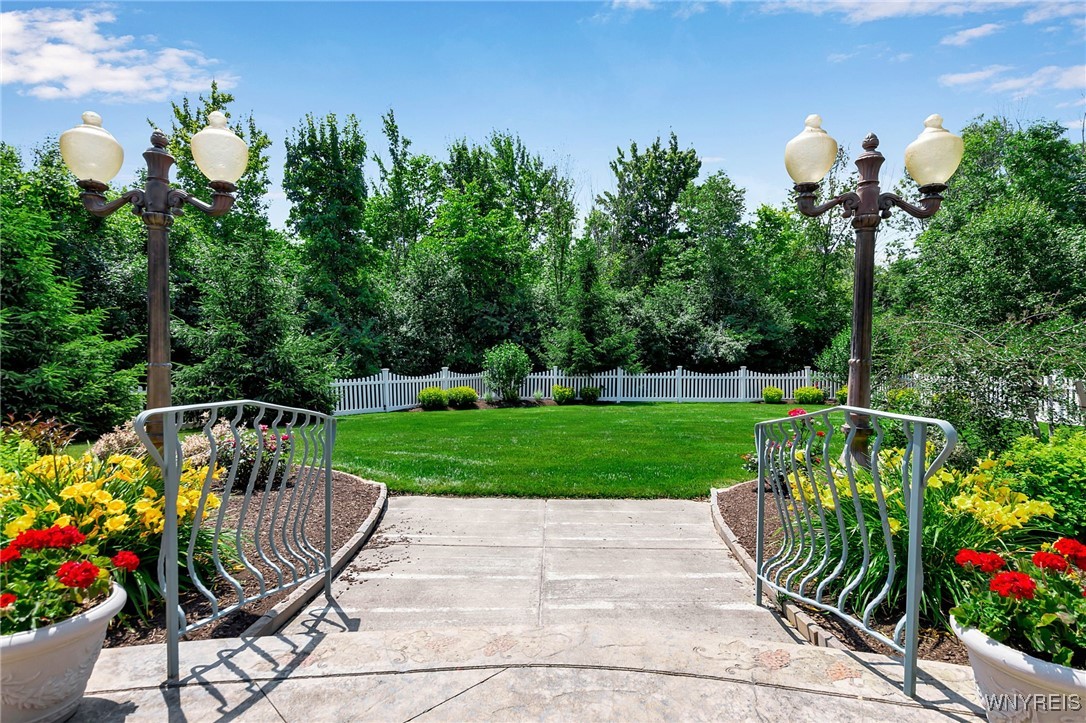 350 Stonehenge Drive