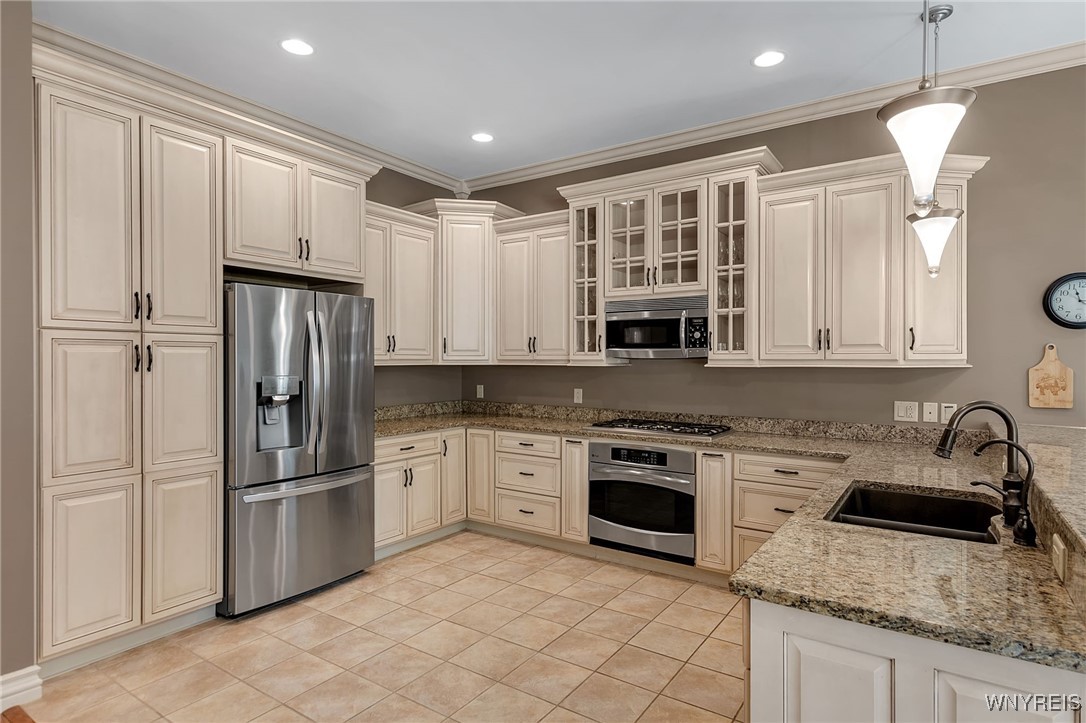 350 Stonehenge Drive