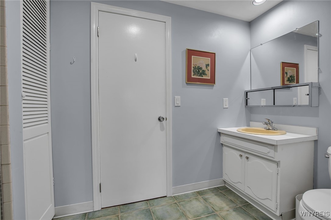 32 Bernhardt Drive 5