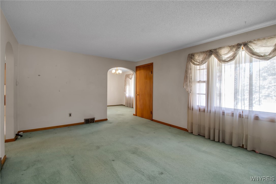 140 Farmingdale Road