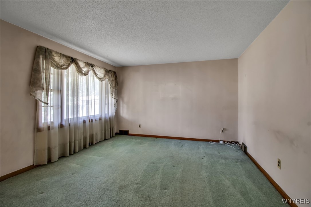 140 Farmingdale Road