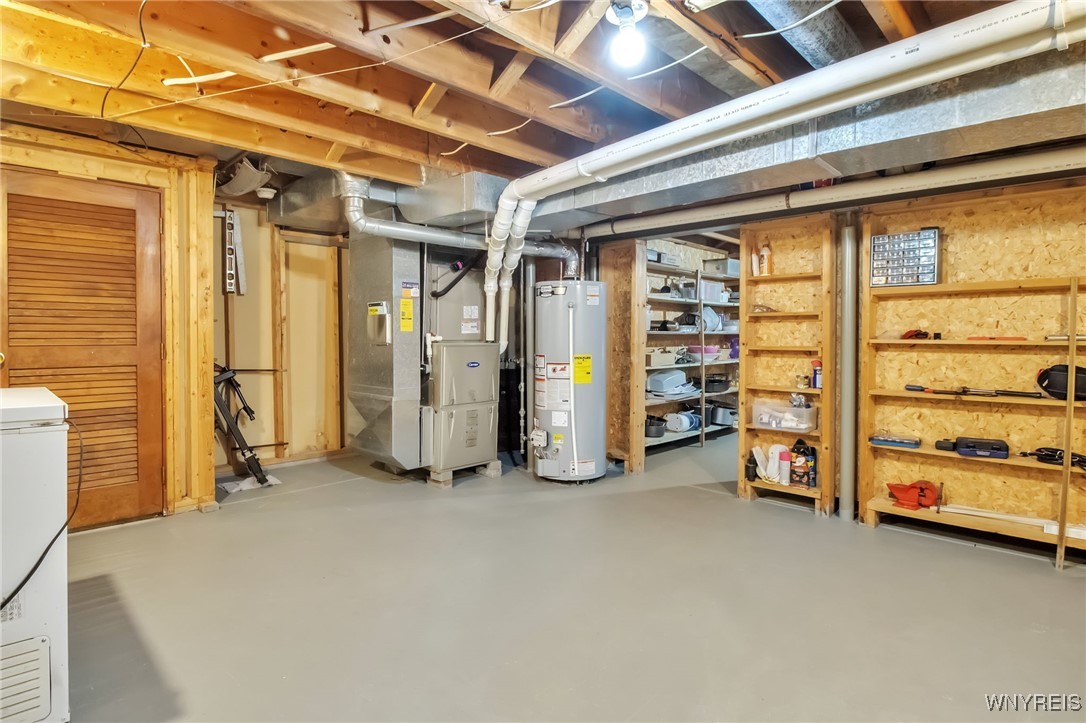 2 Silver Thorne Drive