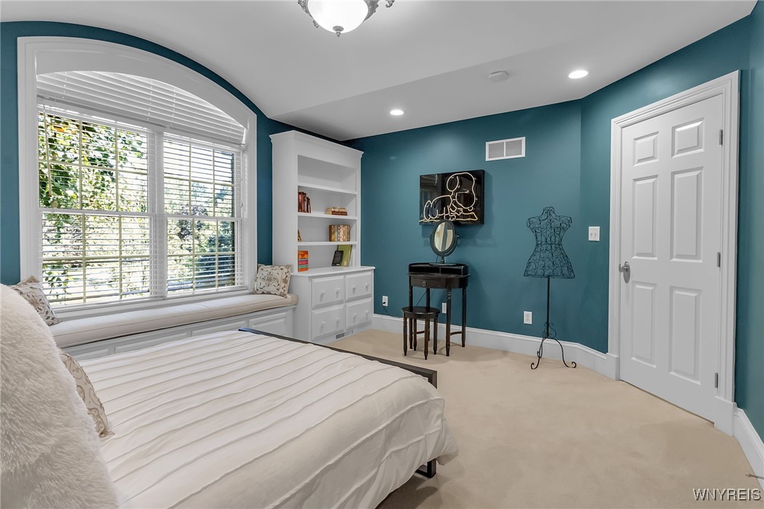 55 Contessa Court