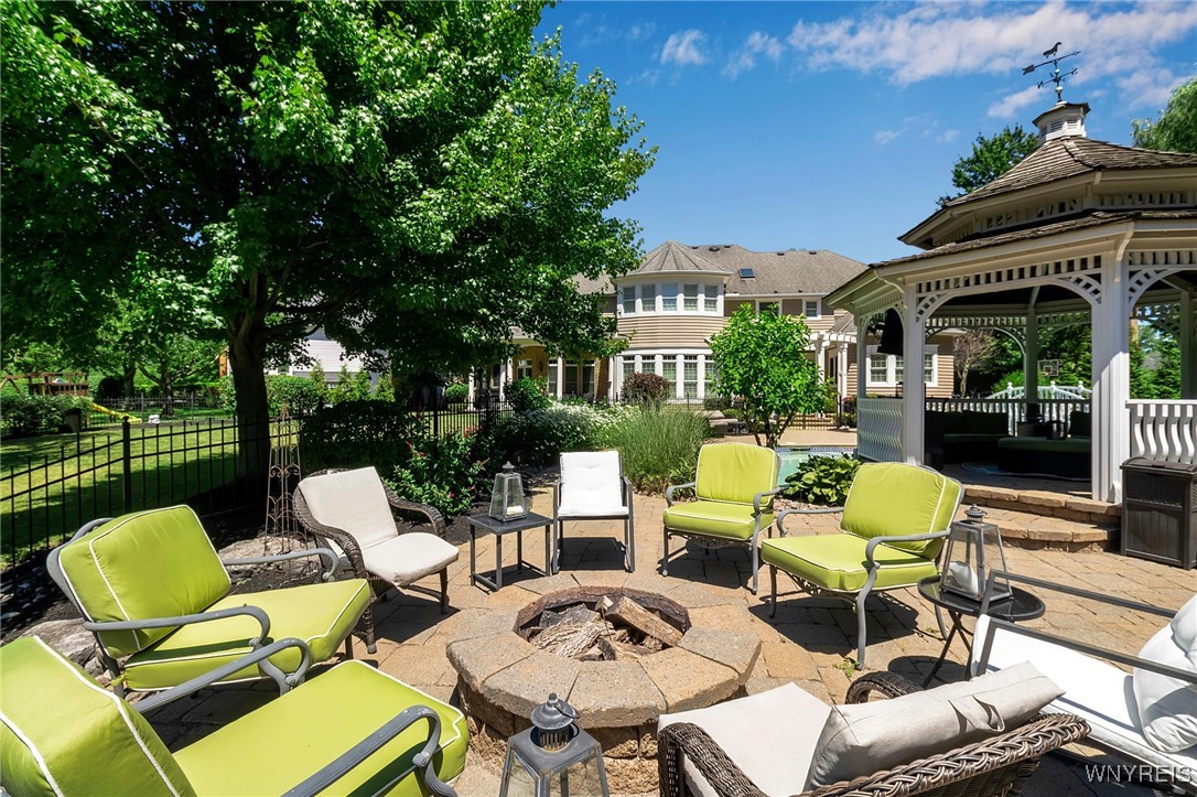 55 Contessa Court