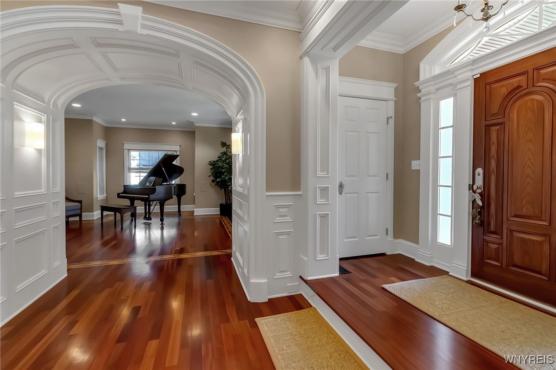 55 Contessa Court