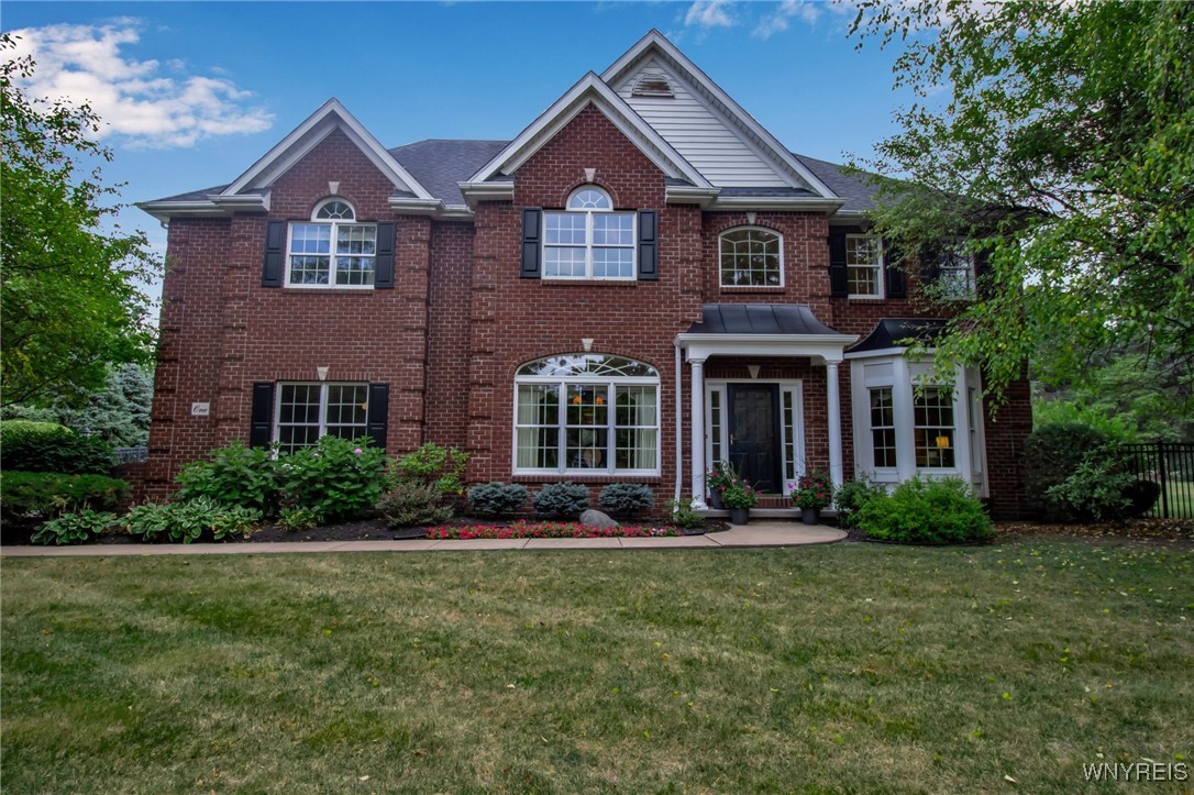 1 North Woodside Lane