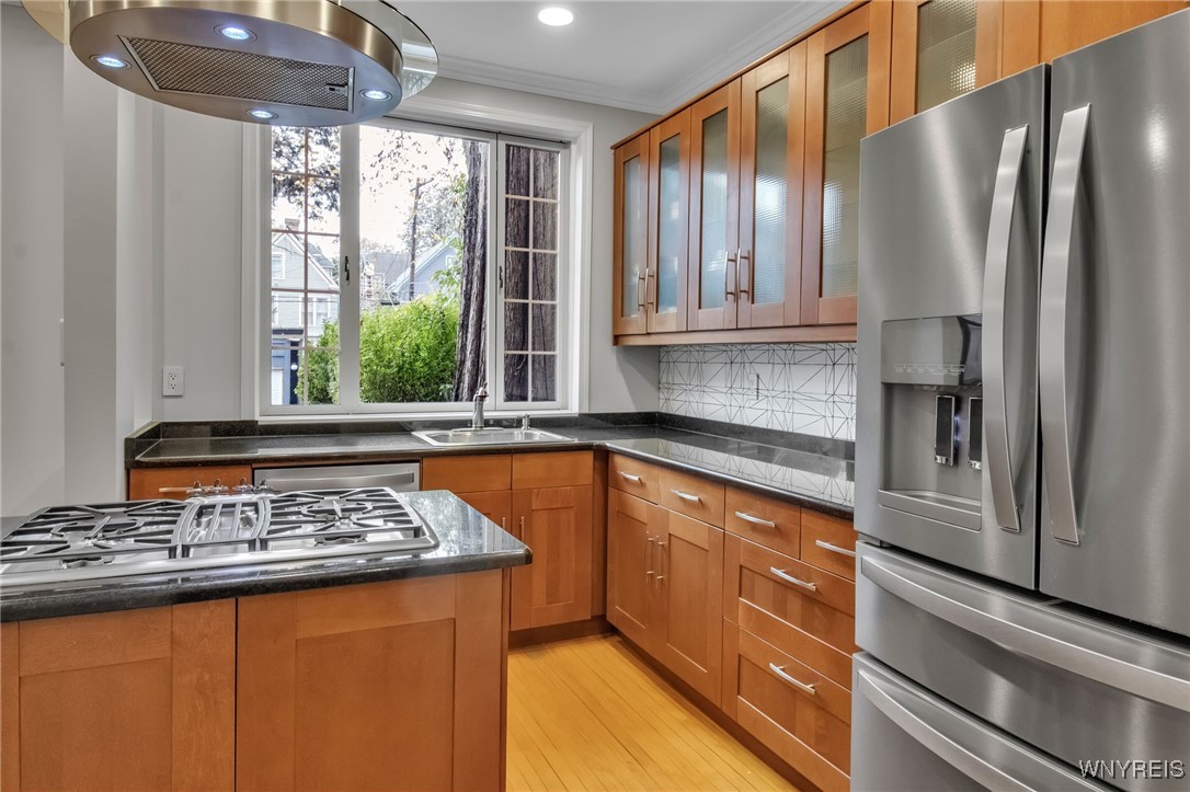 142 Lexington Avenue