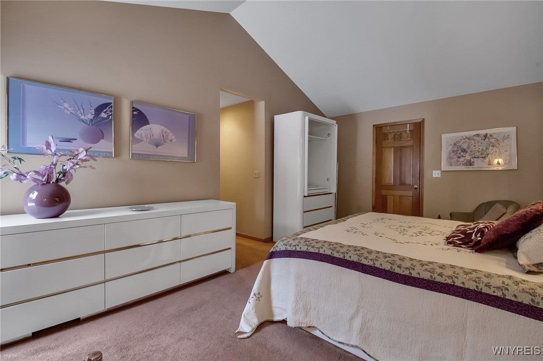 122 Hidden Ridge Common