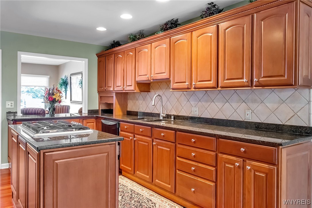 122 Hidden Ridge Common