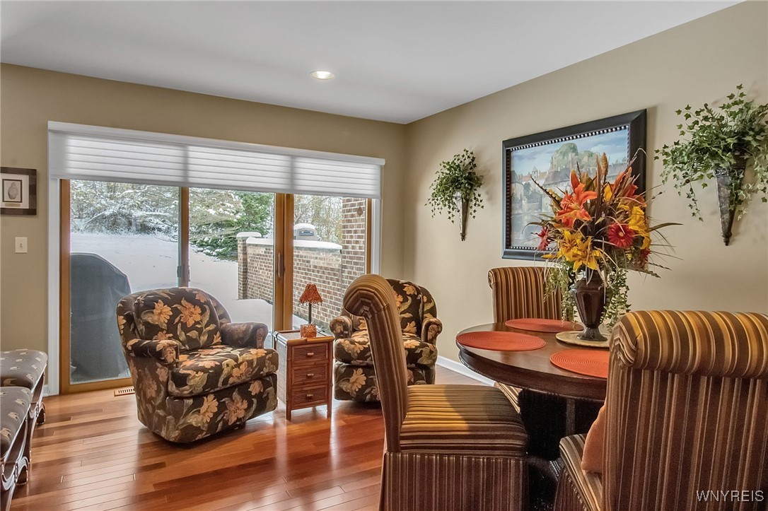 122 Hidden Ridge Common