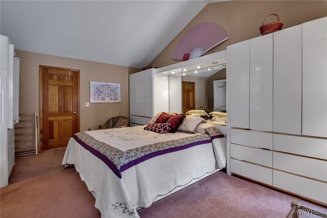 122 Hidden Ridge Common