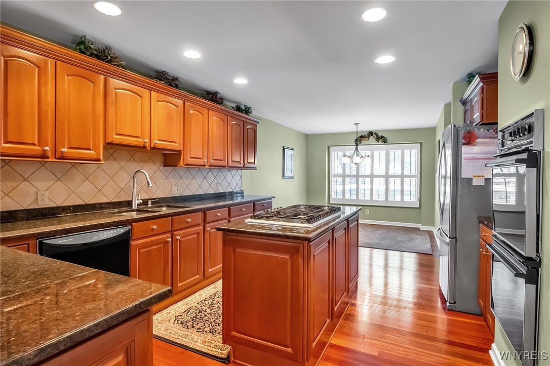 122 Hidden Ridge Common