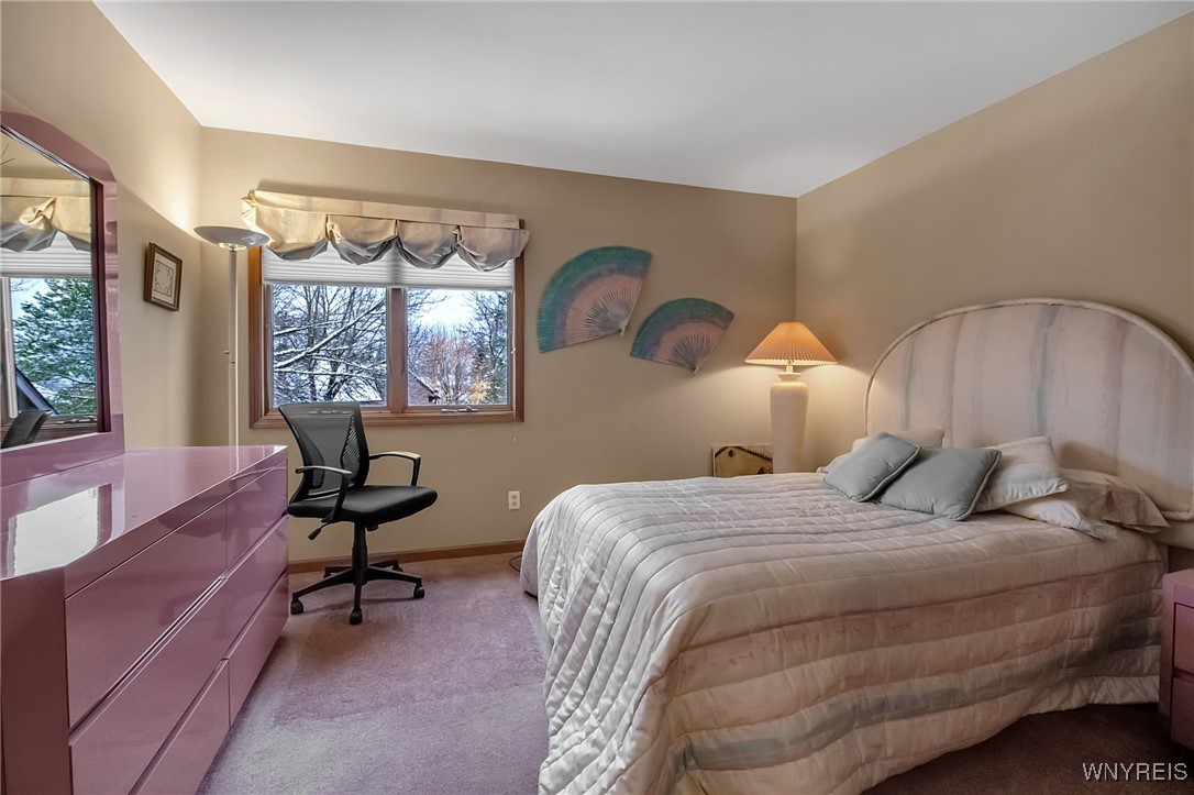 122 Hidden Ridge Common