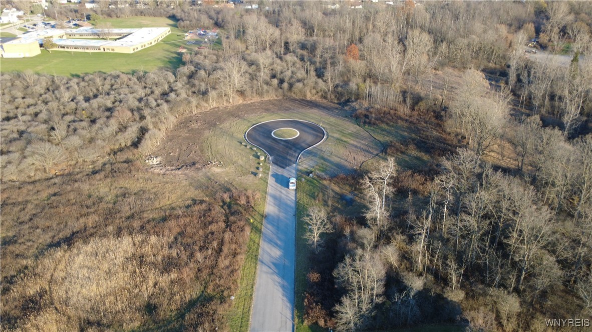 Boncrest Drive West