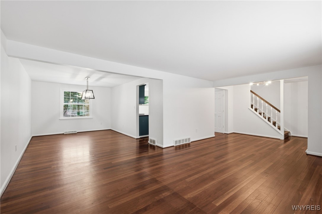 215 Fruitwood Terrace