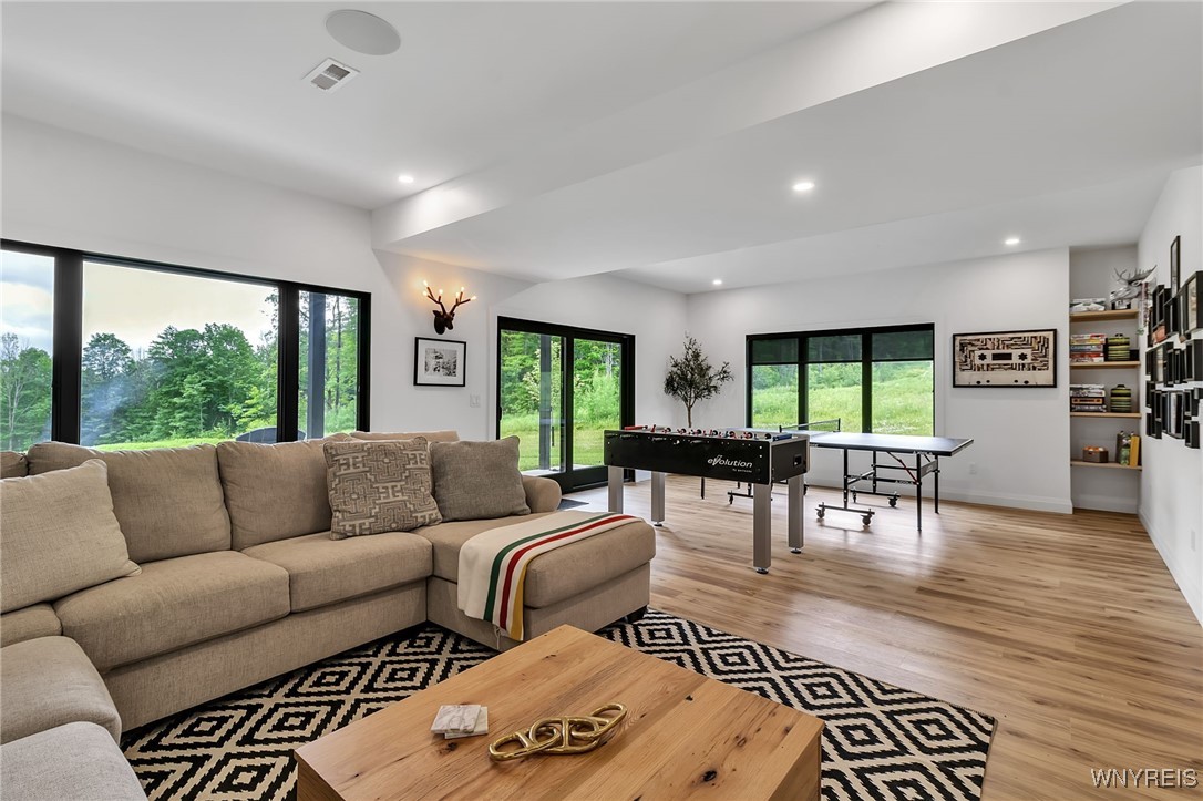 8 Trail Heights Poverty Hill Road