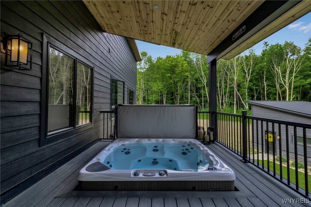 8 Trail Heights Poverty Hill Road