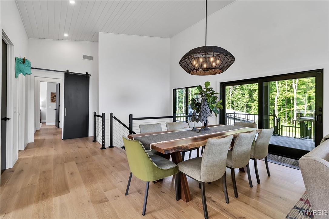 8 Trail Heights Poverty Hill Road