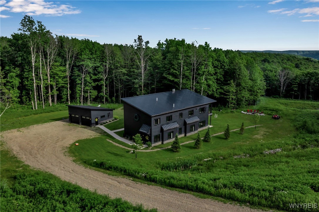 8 Trail Heights Poverty Hill Road