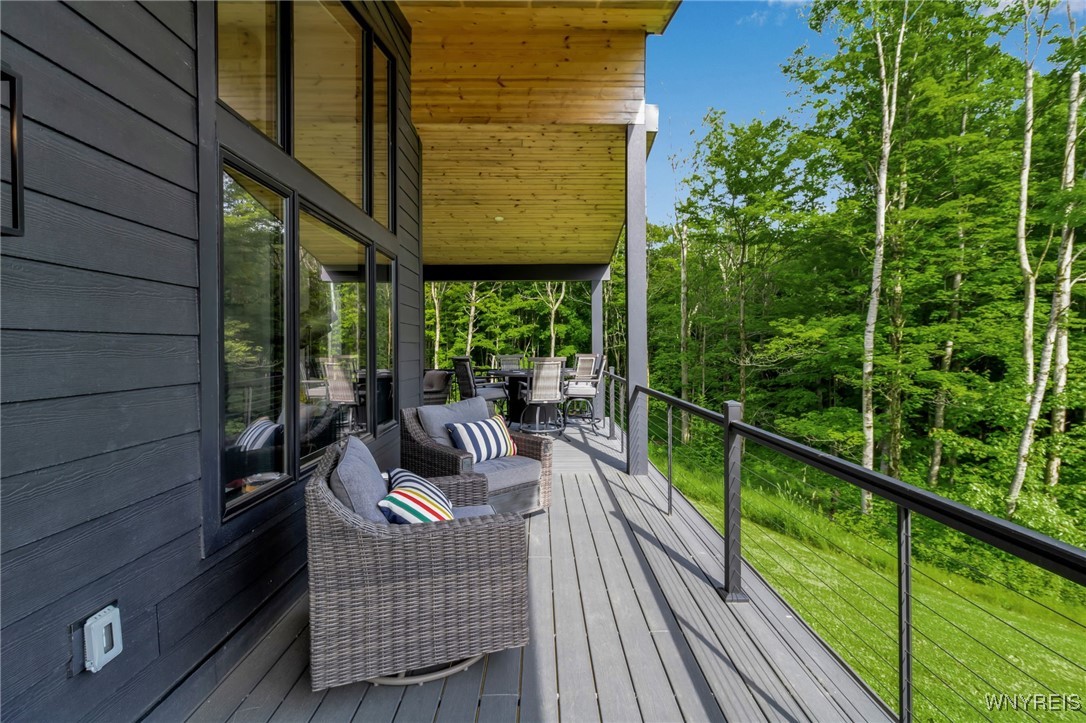 8 Trail Heights Poverty Hill Road