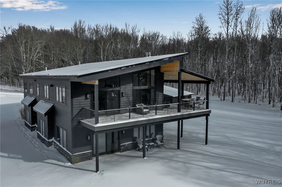 8 Trail Heights Poverty Hill Road