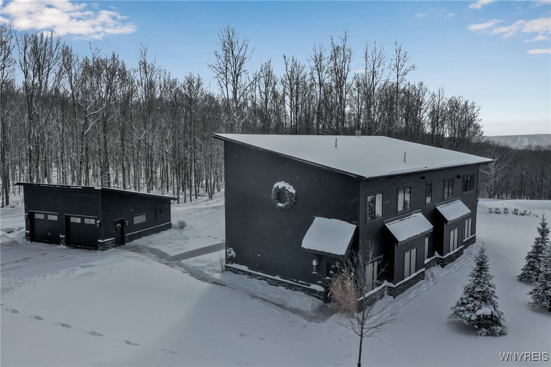 8 Trail Heights Poverty Hill Road