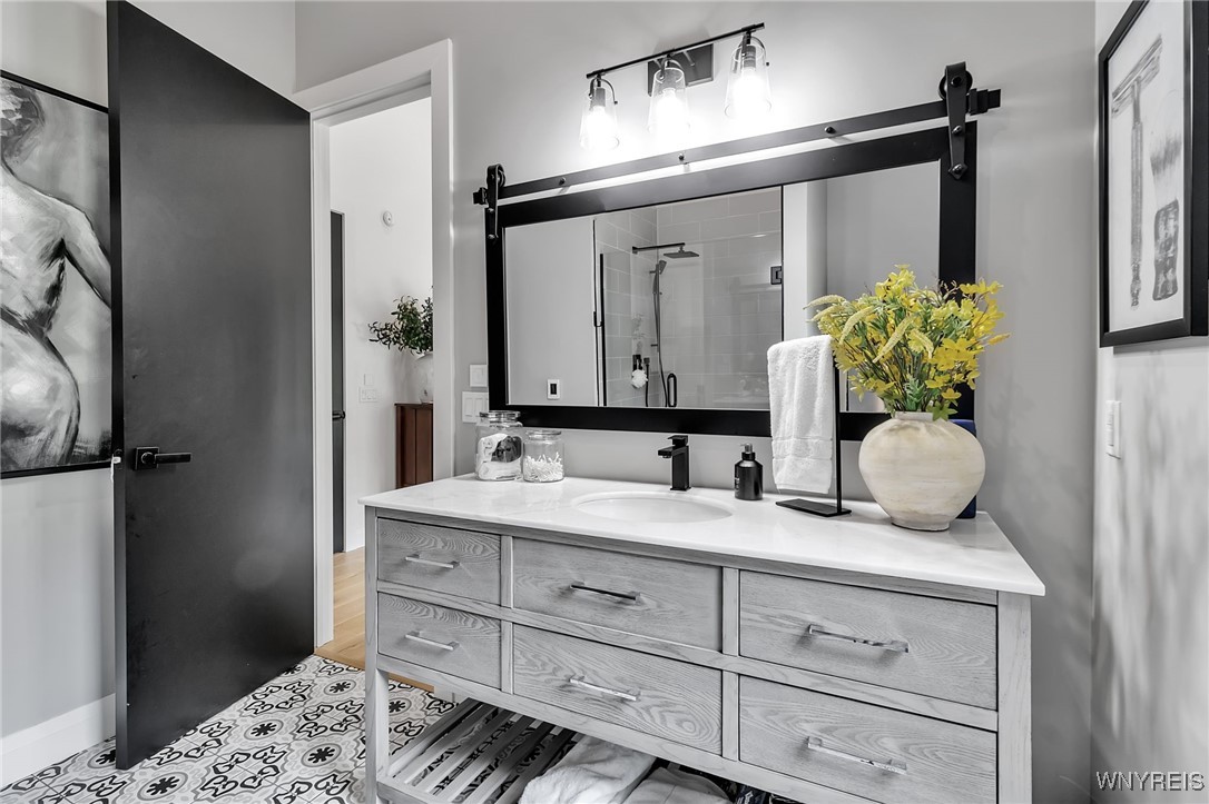 8 Trail Heights Poverty Hill Road