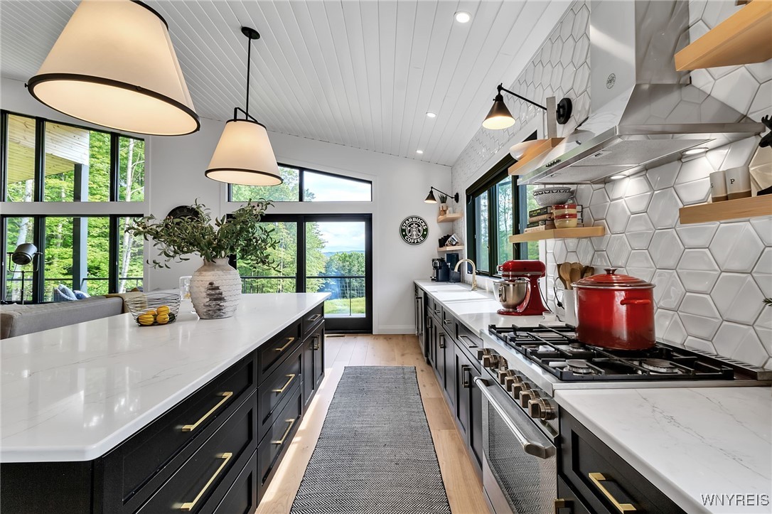 8 Trail Heights Poverty Hill Road