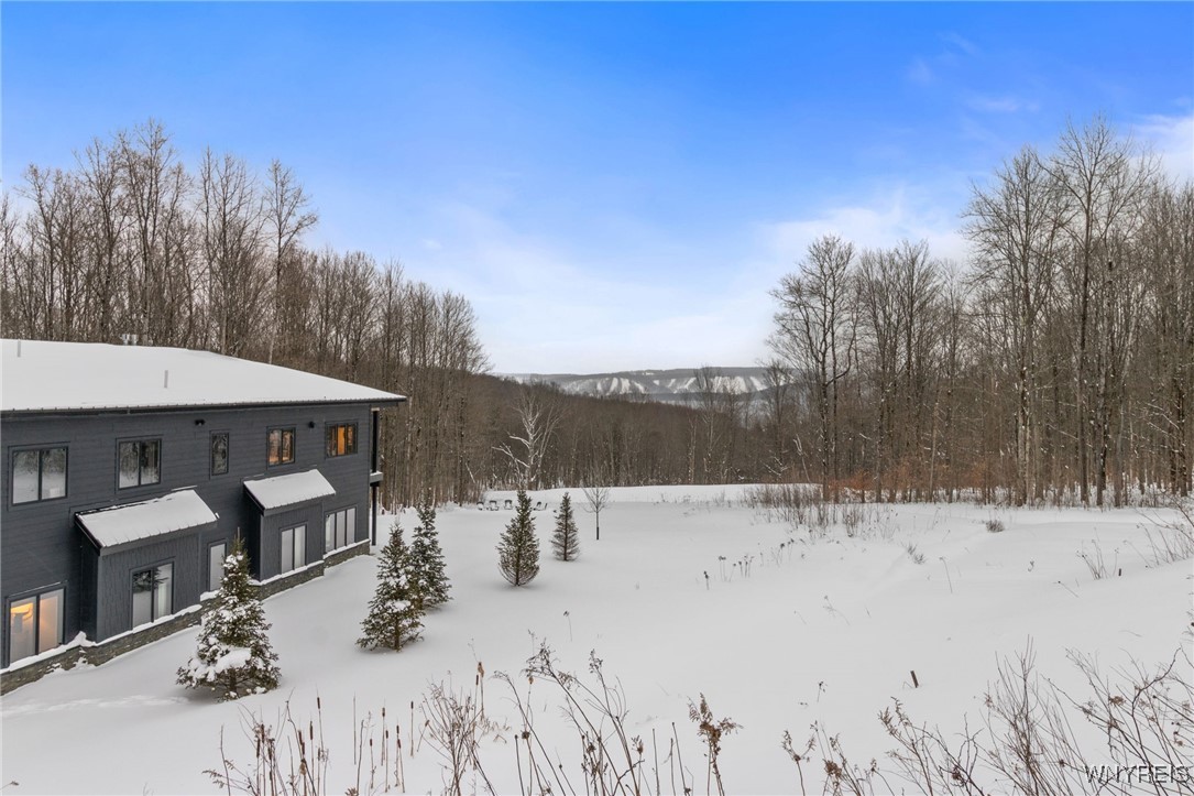 8 Trail Heights Poverty Hill Road