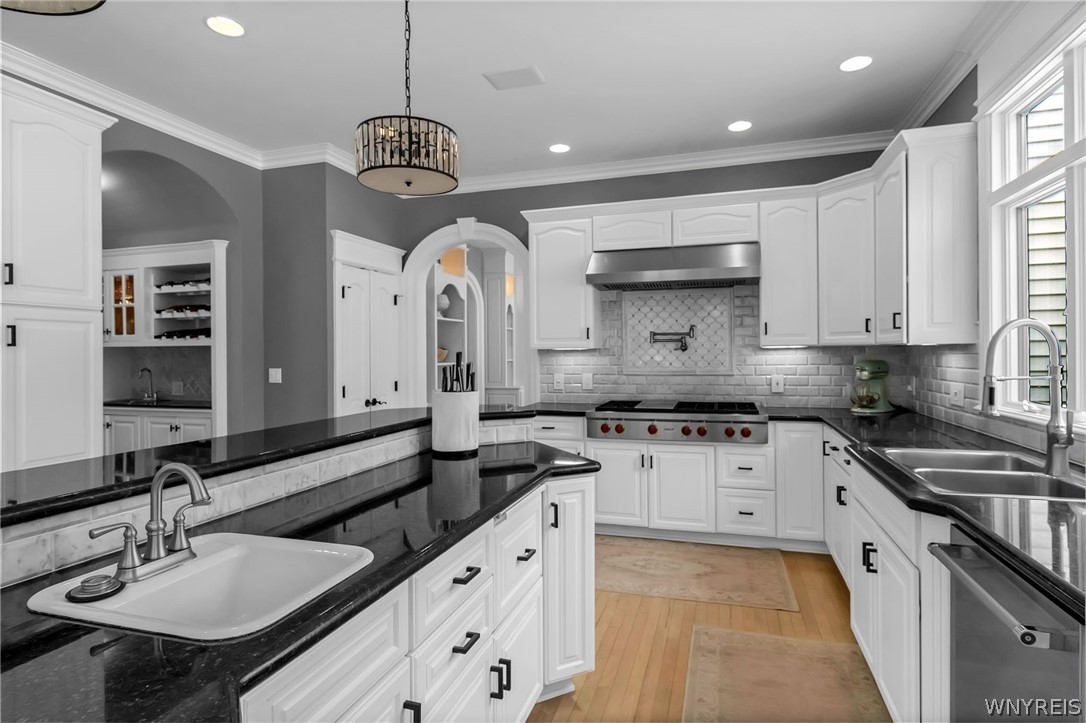 9624 Cobblestone Drive