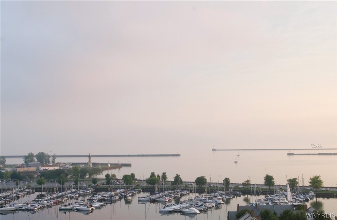 258 Lakefront Boulevard