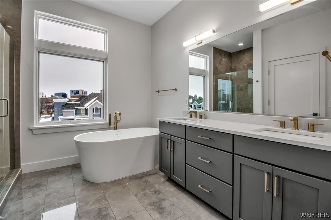 258 Lakefront Boulevard