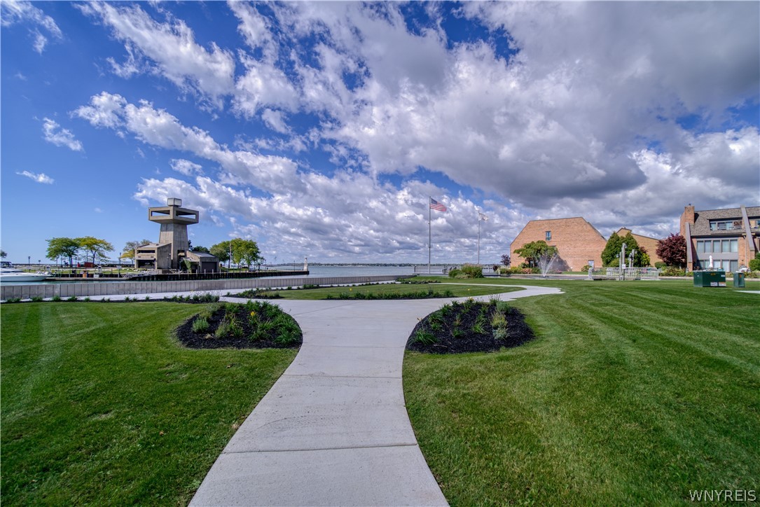 258 Lakefront Boulevard