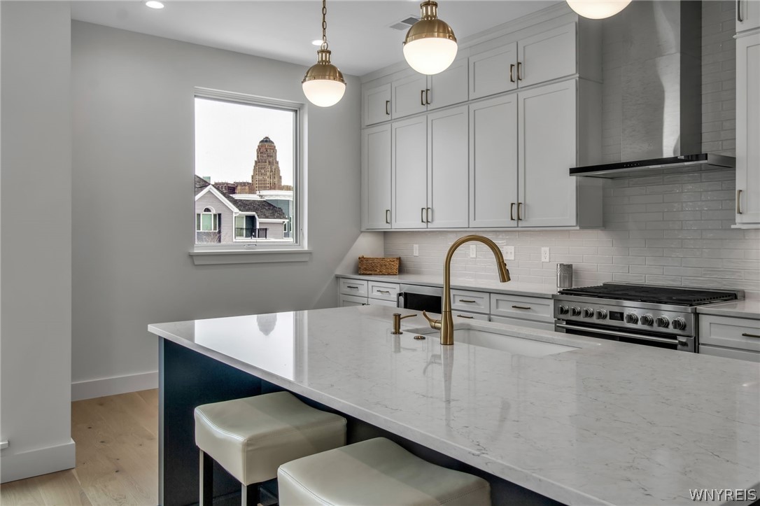 244 Lakefront Boulevard