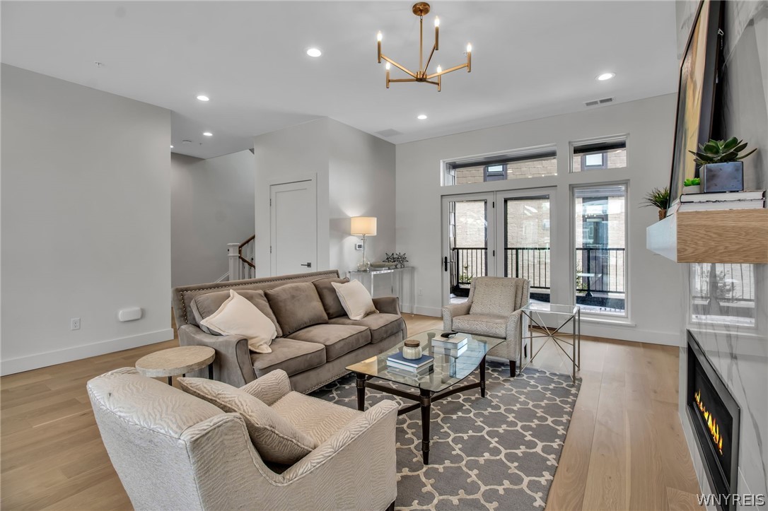 244 Lakefront Boulevard