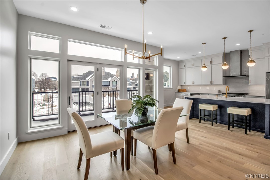 244 Lakefront Boulevard