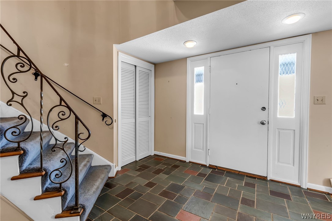 125 Dan Troy Drive