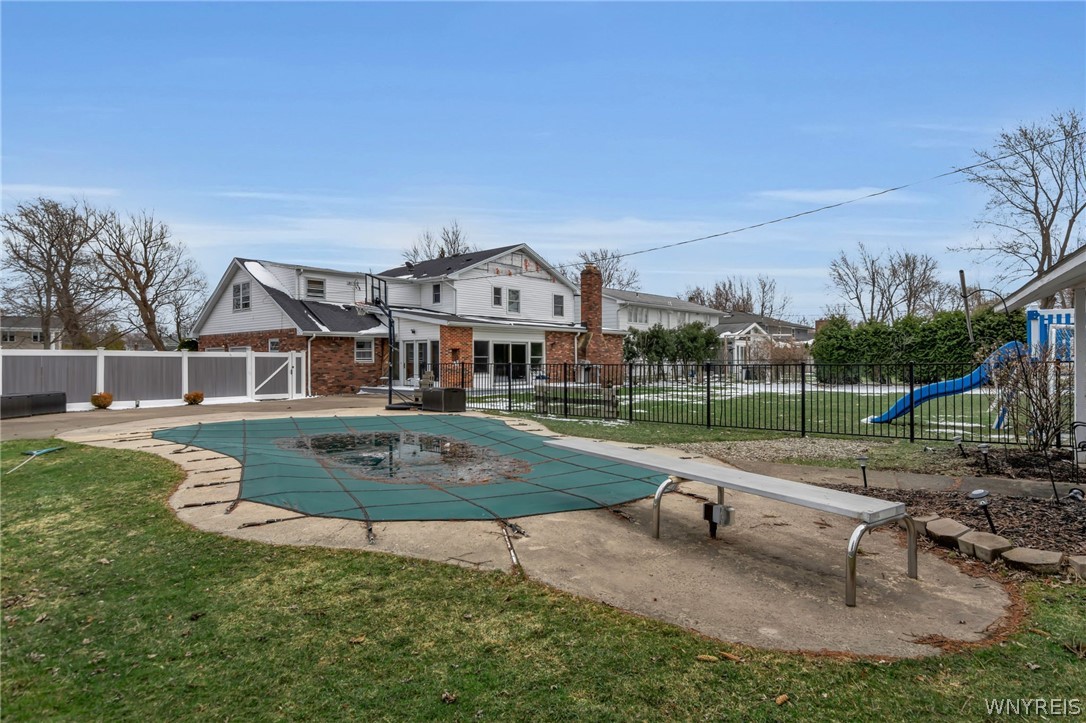 125 Dan Troy Drive