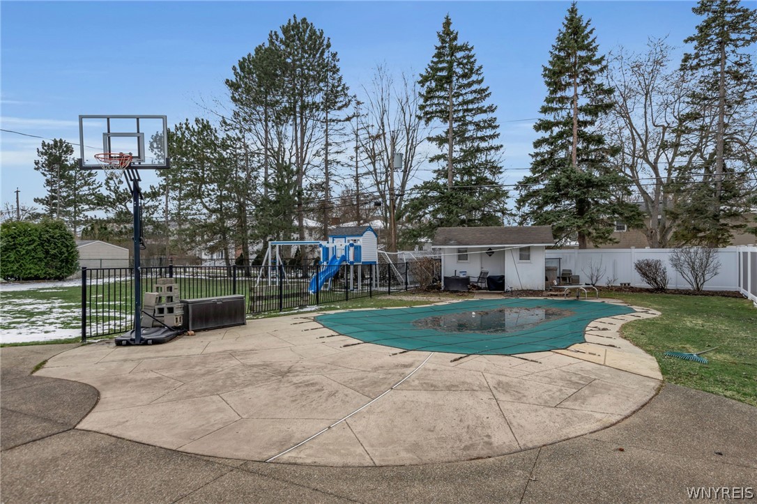 125 Dan Troy Drive