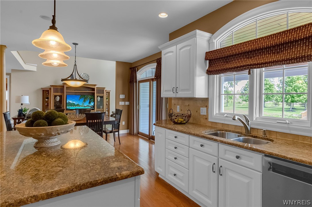 105 Promenade Lane