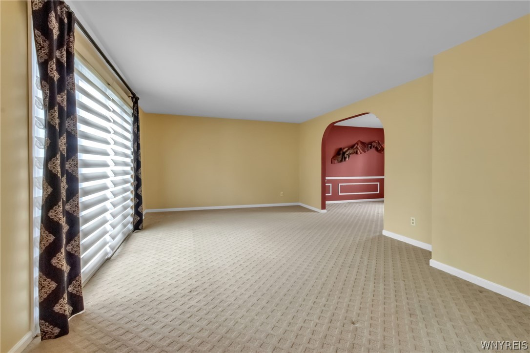 46 Ascot Circle