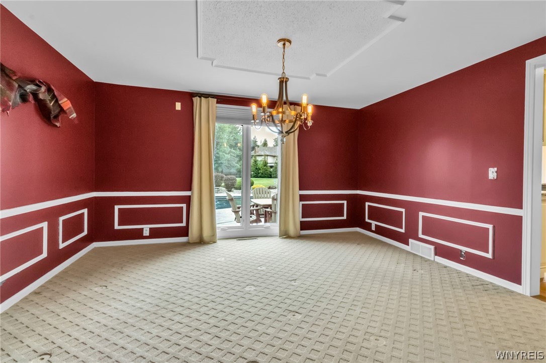 46 Ascot Circle