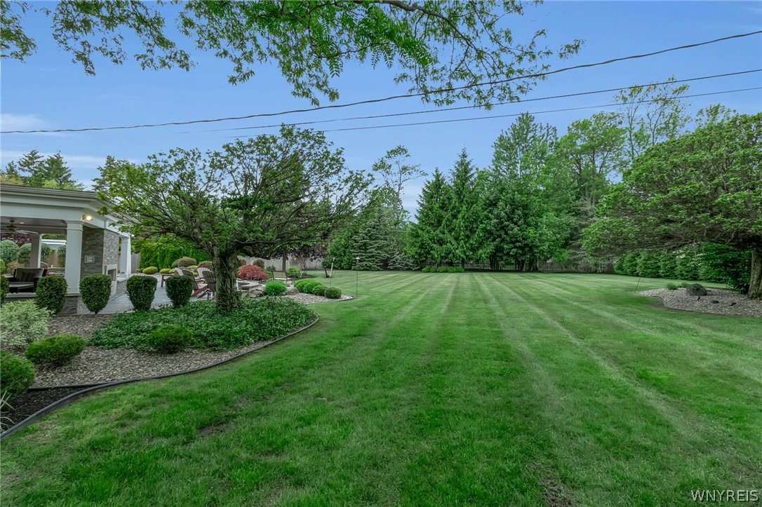 46 Ascot Circle