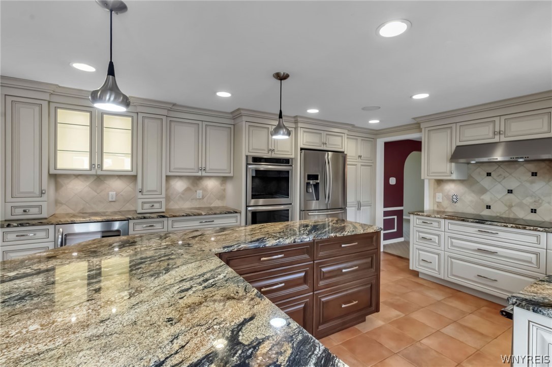 46 Ascot Circle