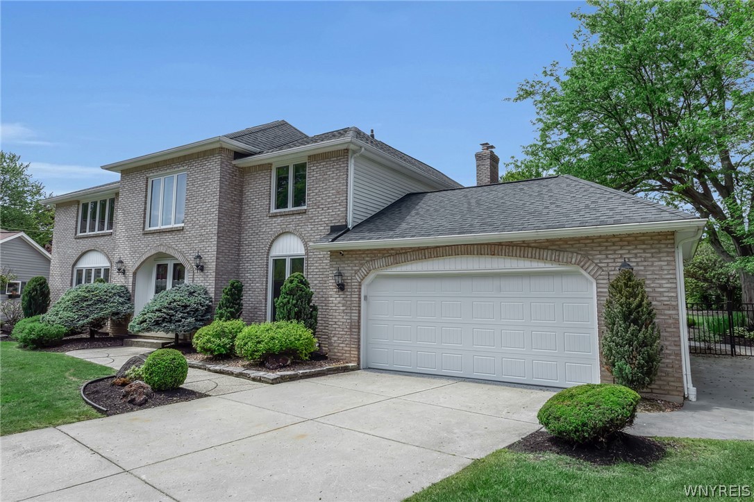 46 Ascot Circle