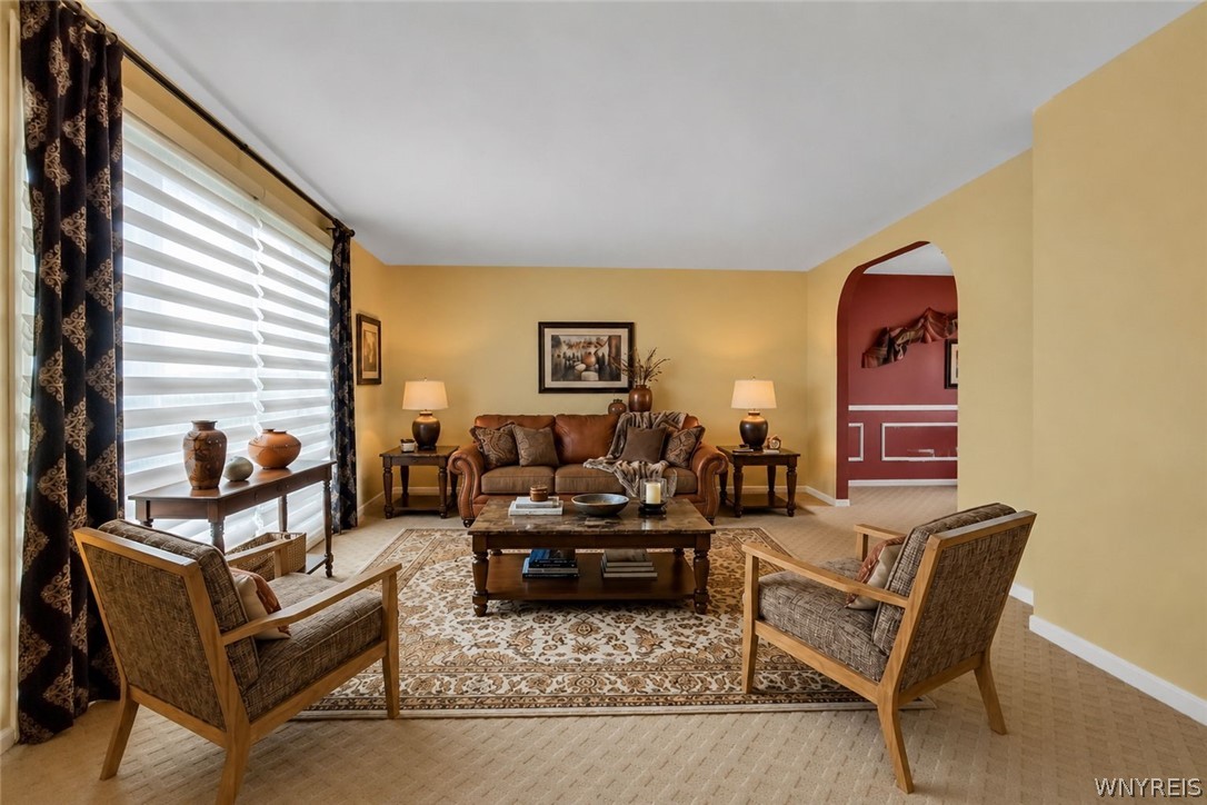 46 Ascot Circle